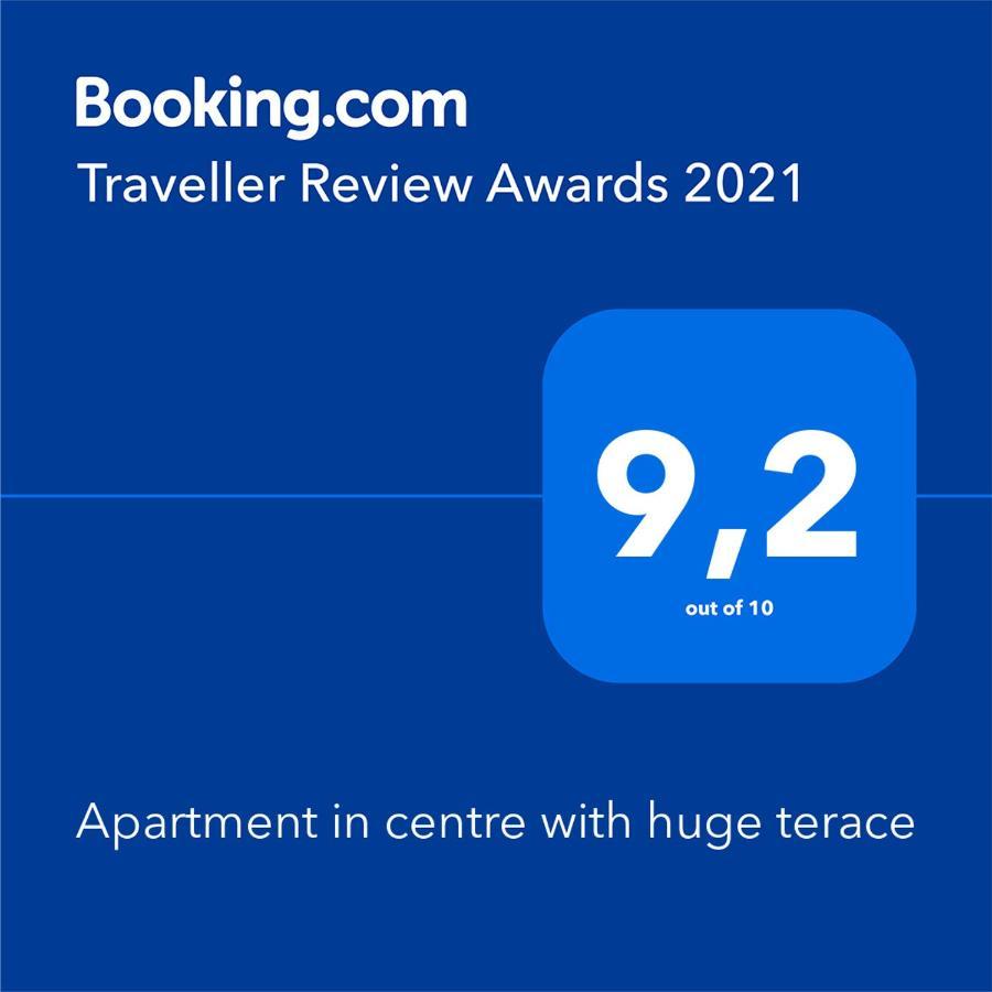 Apartment In Centre With Huge Terace Pula Ngoại thất bức ảnh